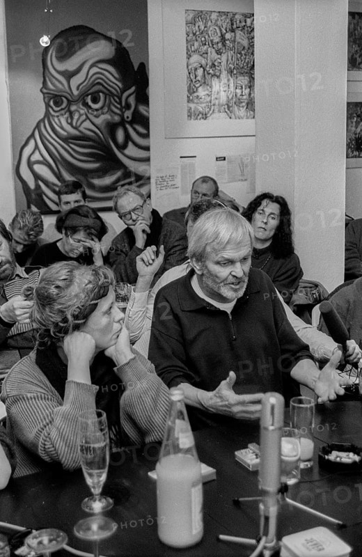 Germany, Berlin, 15.02.1991, round table discussion Experience with censorship, at Haus Drama in Clara-Zetkin-Straße, (from left to right) Brigitte Struzyk, Klaus Schlesinger, Europe