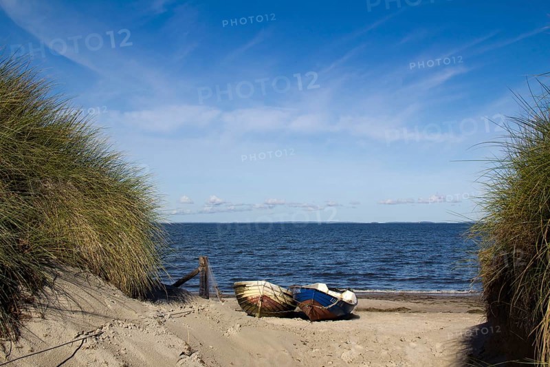 Boat, boats, lubmin, mecklenburg, pomerania, germany, baltic sea, lake, sea, beach, sky, clouds, water, way, paths, baltic, landscape, nature, environment, greifswalder, greifswald, bodden, tourism, holiday, holiday, dune, dunes, grass, beach grass, blue, white, kantz