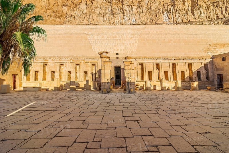 Hall with statues and columns in Hatshepsut temple, Egypt, Africa
