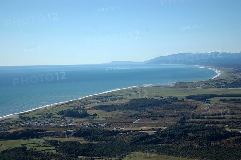 Coastal strip north of Hokitika, West Coast, South Island, New Zealand, Oceania