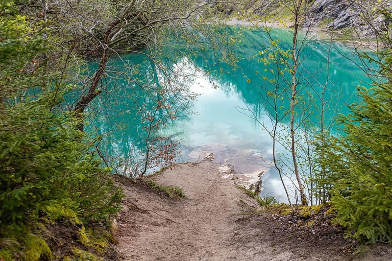 Blue lake in the Harz Mountains near Rübeland with turquoise-coloured water