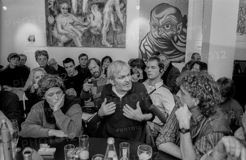 Germany, Berlin, 15.02.1991, round table discussion Experience with censorship, at Haus Drama in Clara-Zetkin-Straße, (from left to right) Brigitte Struzyk, Klaus Schlesinger, Europe
