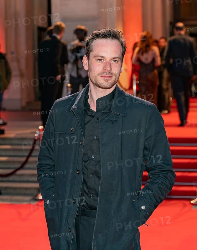 FRANKFURT AM MAIN, Deutschland, 18. Oktober 2019: Florian Bartholomäi (*1987, deutscher Schauspieler) bei seiner Ankunft auf dem Roten Teppich beim Hessischen Film- und Kinopreis 2019, Red Carpet, Frankfurt am Main
