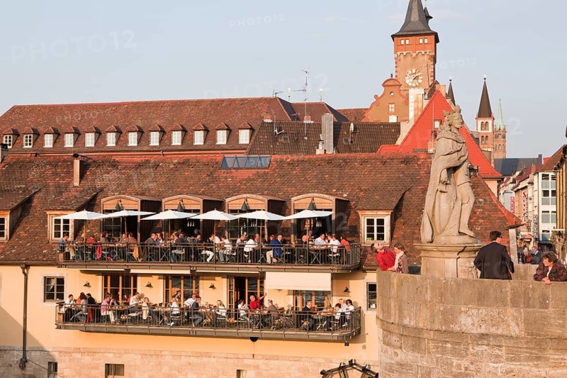 Old Main bridge in Wuerzburg with St Kilian's Cathedral and town hall, Wuerzburg, Lower Franconia, Bavaria, Germany, Europe