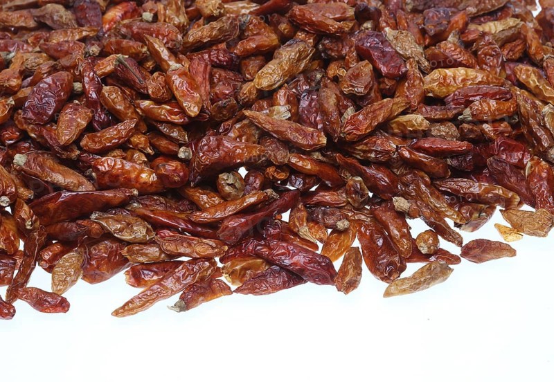 Chilli of the species Pequin or sweet pepper (Capsicum) annuum Pequin, one of the original forms of chilli, dried fruits