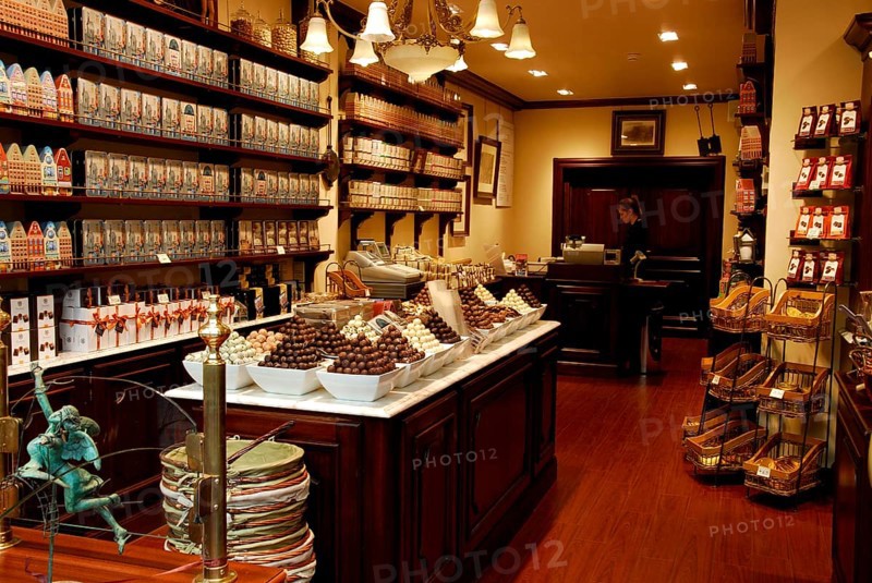 Chocolate business, confectionery, praline business, chocolate, pralines, pralines, pralines, Galeries Royales Saint-Hubert, Brussels, Belgium, Europe