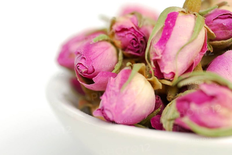 Dried rosebuds in bowl