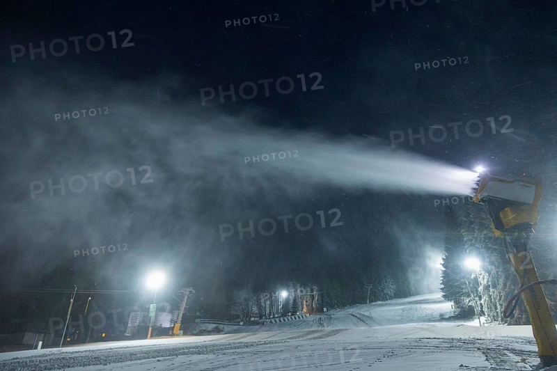 In anticipation of easing of the corona-induced logdown, the ski slope in Altenberg in Saxony's Ore Mountains is artificially snowed with snow cannons