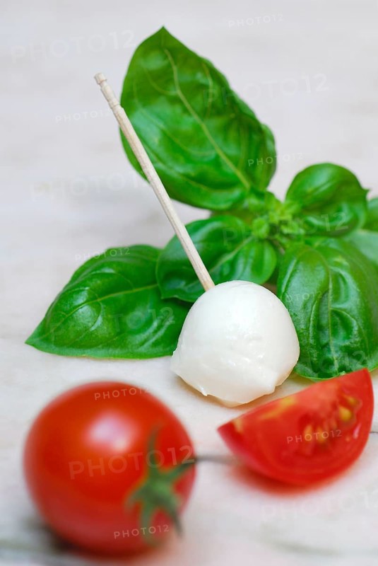 Mozzarella ball and tomato, tomato
