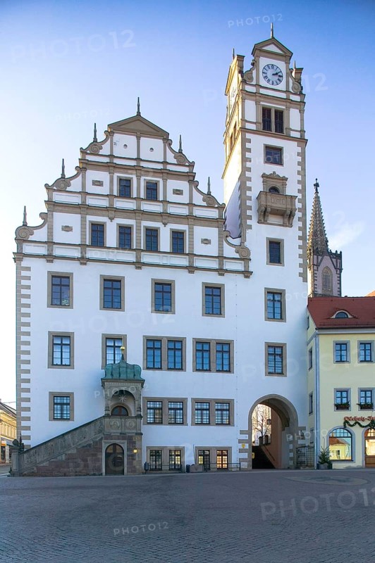 Oschatz, The town hall with its magnificent Renaissance gable, rebuilt in 1842 after the great town fire under the direction of the famous Dresden master builder Gottfried Semper