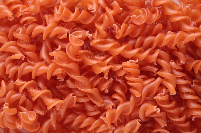 Lentil noodles, noodles made from the flour of red lentils