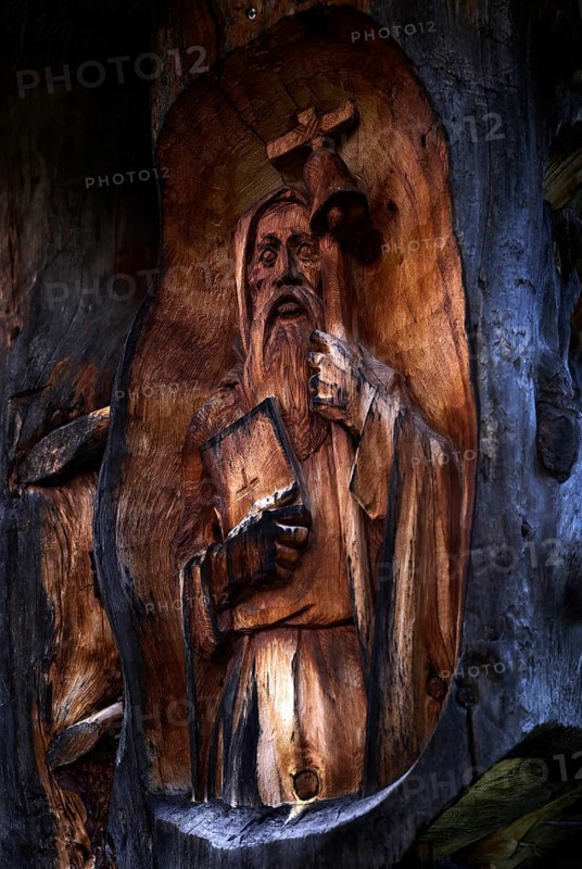 Wayside cross, carved wayside shrine, Rasciesa, Resciesa, Val Gardena, Trentino, South Tyrol, Italy, Europe