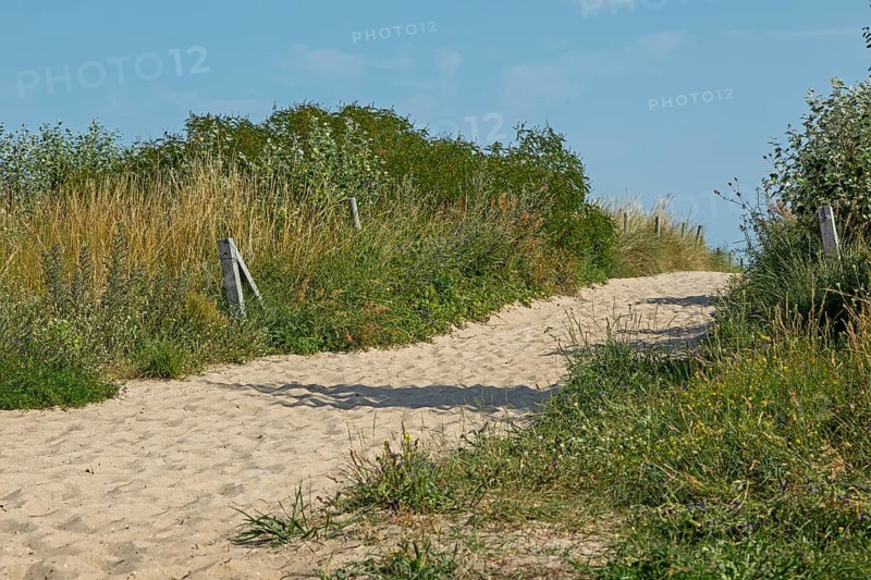 Beach access, south beach, Göhren, Rügen Island, Mecklenburg-Western Pomerania, Germany, Europe