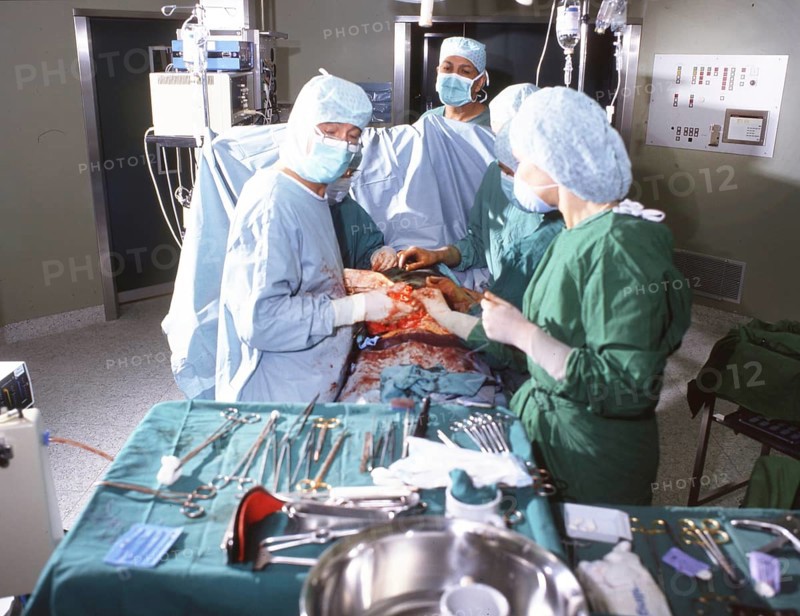 DEU, Germany: The historical slides from the times 80-90s events and persons from politics, culture, working life, medicine a.o. Hagen. Hospital.intestinal surgery. MR=yes!, trigger warning, blood