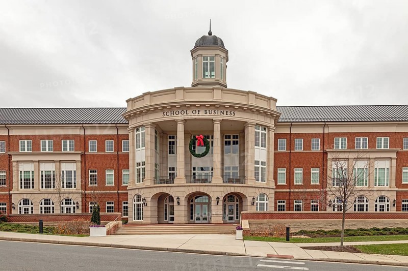 Lynchburg, Virginia, The School of Business at Liberty University. The private evangelical Christian university was founded by Jerry Falwell, Sr. and Elmer Towns in 1971 as Lynchburg Baptist College