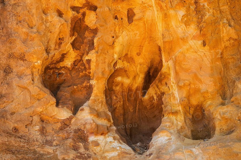Ochre nature trail, Le Sentier des Ocres, former ochre mining area, ochre rocks, Roussillon, Luberon, Vaucluse department, Provence-Alpes-Côte dAzur, France, Europe