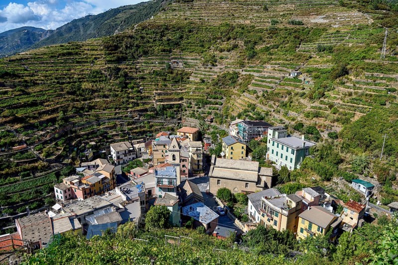 View of the village of Manarola, Cinque Terre, province of La Spezia, Liguria, Italy, Europe