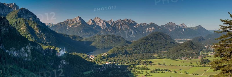 Neuschwanstein Castle, Hohenschwangau near Füssen, Ostallgäu, Allgäu, Bavaria, Germany, Europe