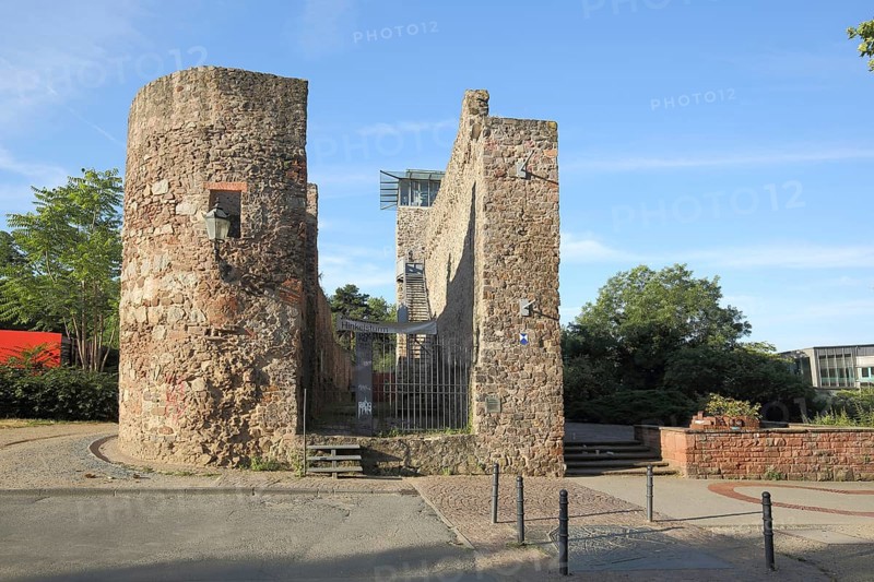 Historic Hinkel Tower and City Wall, City Fortification, Tower, Darmstadt, Bergstrasse, Hesse, Germany, Europe