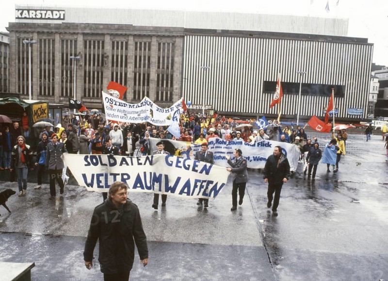 Ruhr area. Easter March Ruhr 86 on 30. 3. 1986