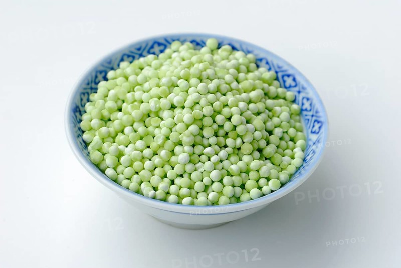 Tapioca balls in shell, tapioca beads