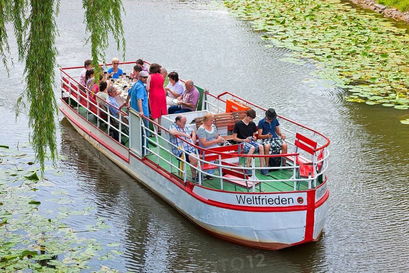 Leipzig, water hiking on the Karl Heine Canal