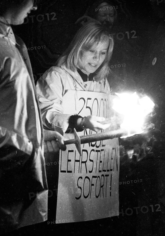 The conference of the left-oriented SDAJ and the torchlight march of the youth organisation against a reduction in apprenticeships and youth unemployment on 05.10.1974 in Remscheid, Germany, Europe