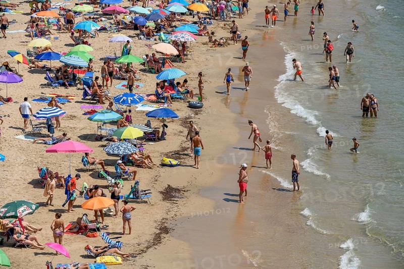 Many tourists at the beach, Playa Levante, Benidorm, Alicante province, Costa Blanca, Spain, Europe