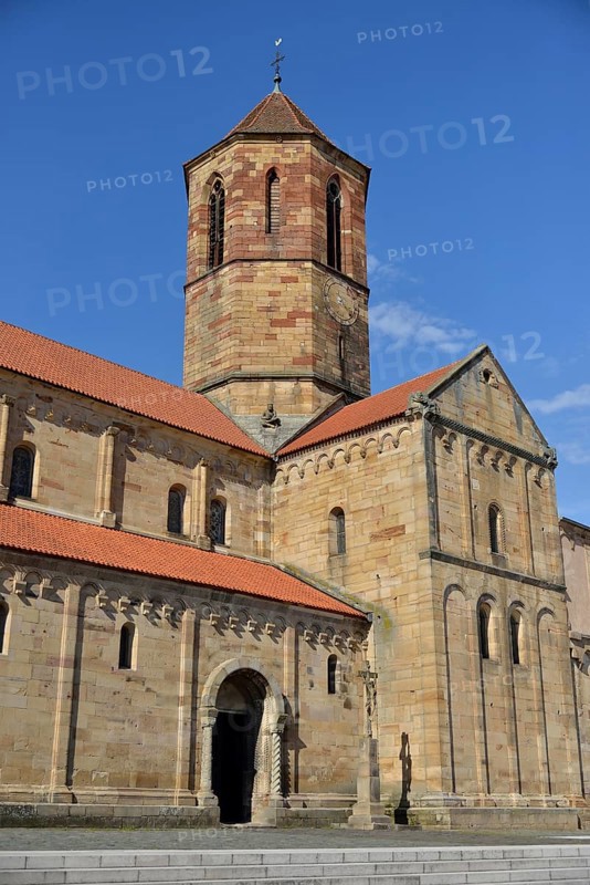 Romanesque parish church of St. Peter and Paul, Rosheim, Bas-Rhin, Alsace, France, Europe