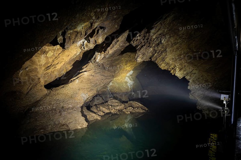 Dragon Cave Syrau
