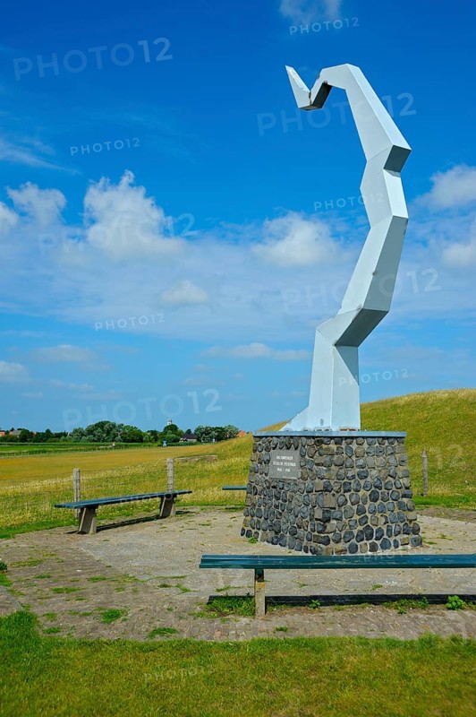 Dike monument De Schicht, near De Cocksdorp, Texel Island, North Sea, North Holland, Netherlands