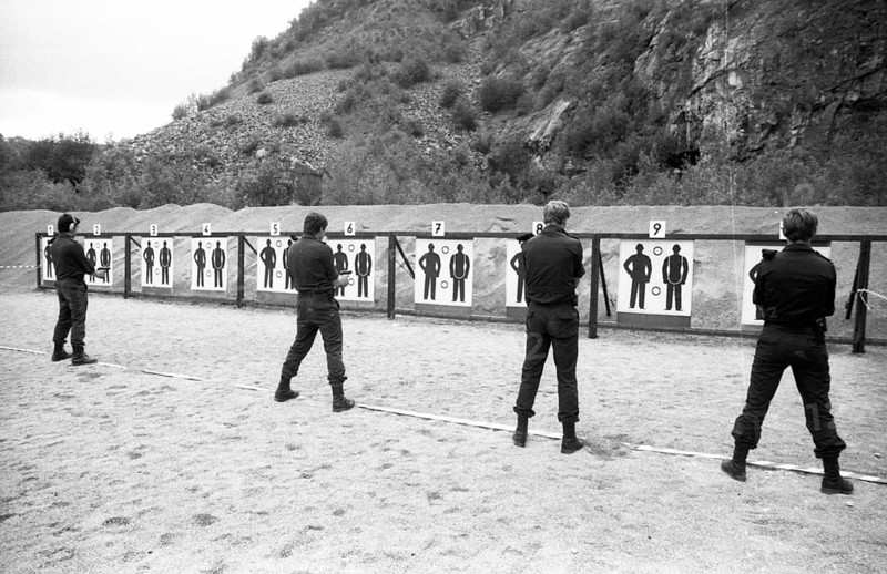 Exercise shooting of the police and the special group GSG 9 in a quarry on 15.6.1979 near Menden, Germany, Europe