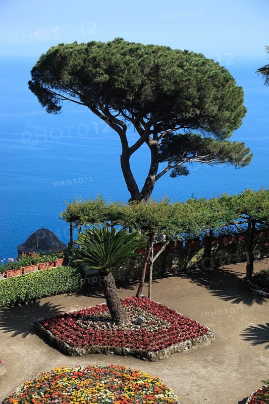 Garden area at Villa Rufolo, Ravello, Campania, Italy, Europe