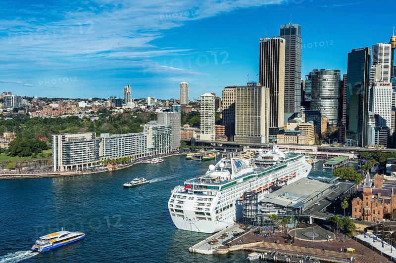 Overlook over Sydney from the harbour bridge, Sydney, New South Wales, Australia, Oceania