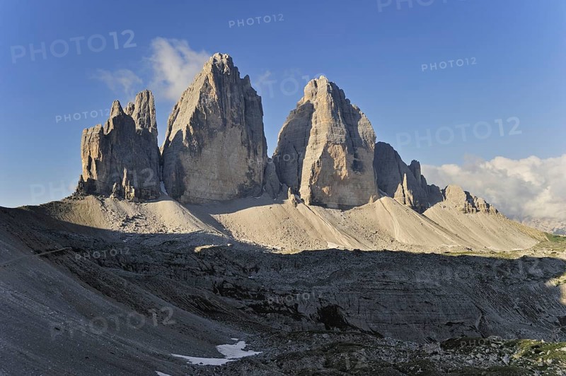 Tre Cime di Lavaredo, Drei Zinnen, Dolomites, Italy, Europe