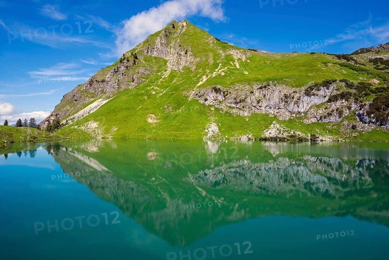 Seealpsee and Seeköpfel, 1919m, Allgäu Alps, Allgäu, Bavaria, Germany, Europe