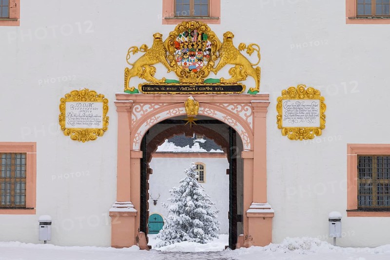 Augustusburg Hunting Lodge in the wintry Ore Mountains