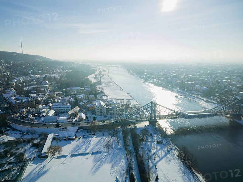 Elbe bridge Blaues Wunder between Blasewitz and Loschwitz