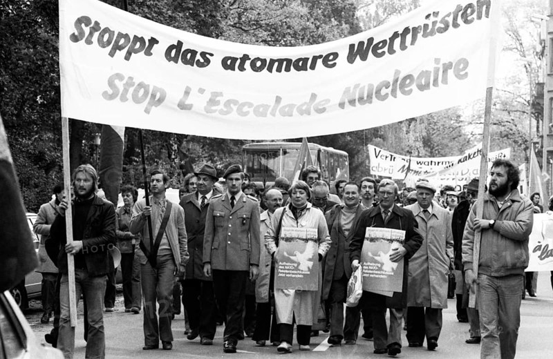 6000 demonstrators took part in protest and rally of the peace movement against new nuclear missiles, including French, 26.10.1980 in Kaiserslautern, Germany, Europe