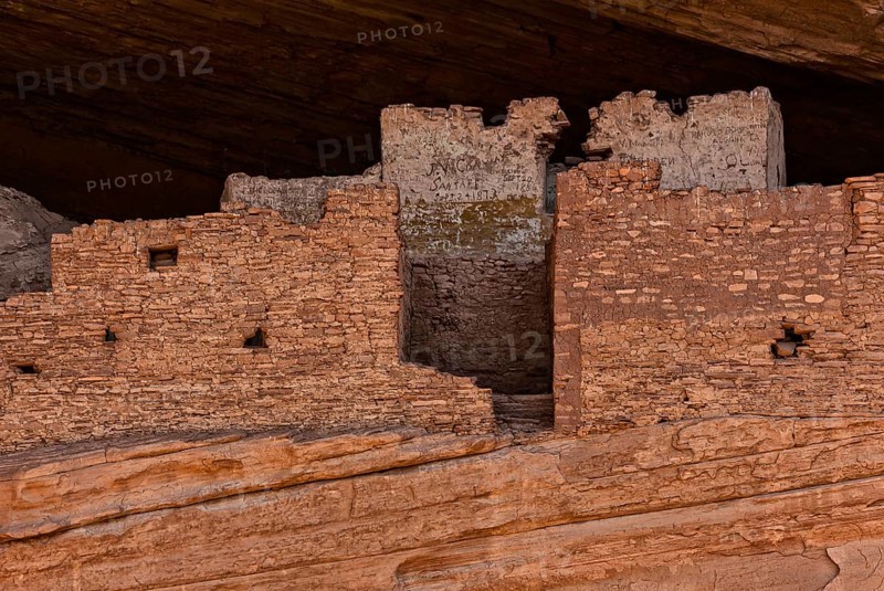 White house ruin, Native Americans, Indians, Indigenous people in Chelly Canyon, Arizona, USA, North America