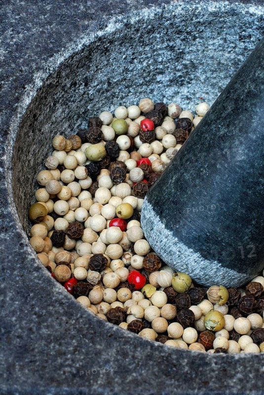 Various peppercorns in mortar, pepper, peppercorns, mortar, pestle