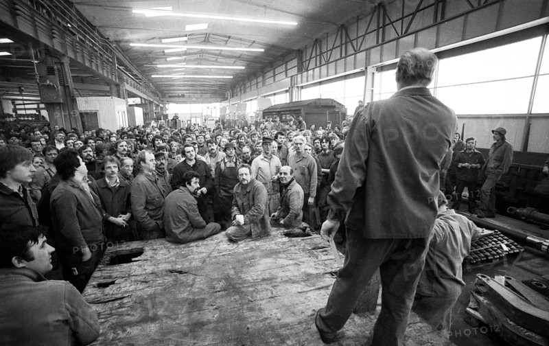 Warning strike by IG Metall in the collective bargaining dispute at Orenstein & paddock on 05.03.1981 in Dortmund, Germany, Europe