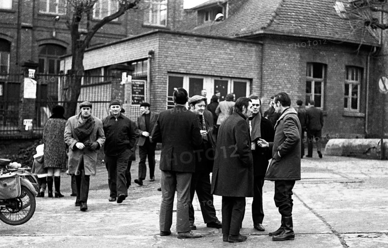 The strike of the miners of HBL Lorraine on 23.1.1974 and their housing situation in settlements and in the town of Merlenbach, FRA, France, Europe