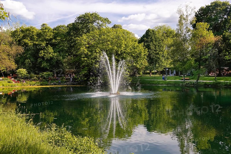 Fountain, fountain, water features, pond, small lake, Friedrichsau, Ulmer Prater, amusement park, Ulm, Baden-Württemberg, Germany, Europe