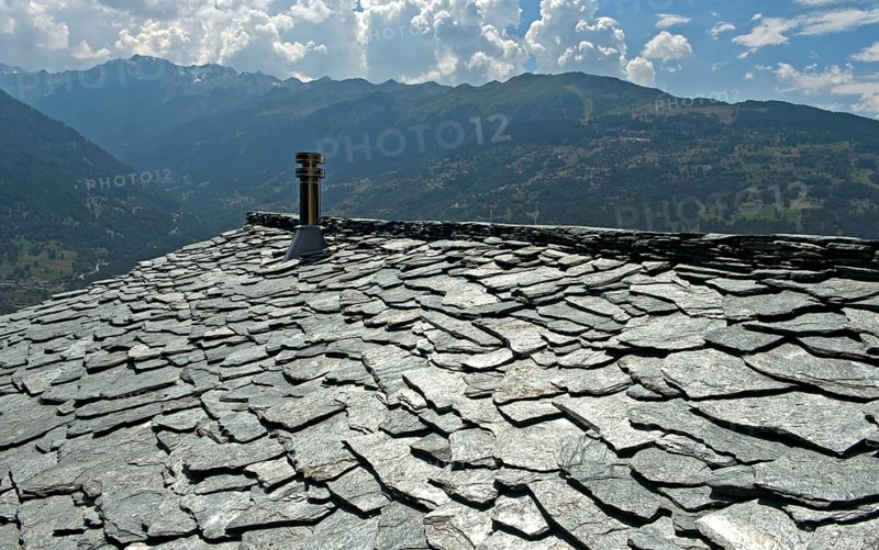 Traditional Valais stone slab roof, Mase, municipality of Mont-Noble, Val d'Hérens, Valais, Switzerland, Europe