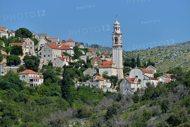 Townscape, Ložišca, Brac Island, Dalmatia, Croatia, Europe