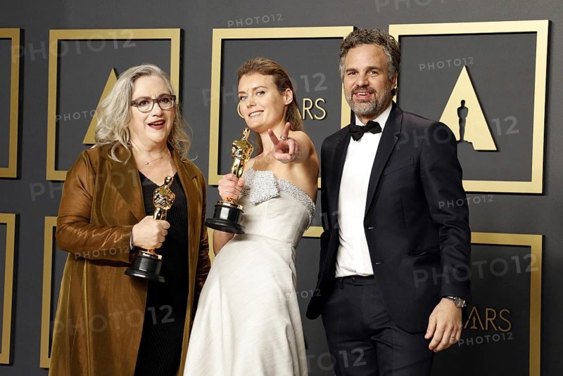 Carol Dysinger, Elena Andreicheva and Mark Ruffalo at the 92nd Academy Awards, Press Room held at the Dolby Theatre in Hollywood, USA on February 9, 2020., Los Angeles, California, USA, North America