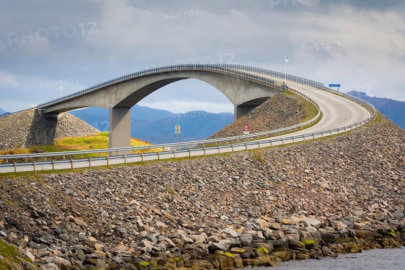 Storseisundet Bridge (Norwegian: Storseisundbrua) : Atlantic Highway (Atlanterhavsveien) . It connects Romsdal peninsula to the island of Averøya in Møre og Romsdal county