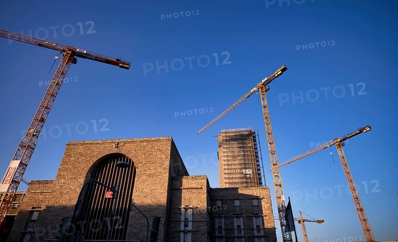 Old Bonatzbau station, cranes, Züblin construction cranes, construction site, Stuttgart 21 underground railway project, main station, logo, DB, Deutsche Bahn, sky, blue, Stuttgart, Baden-Württemberg, Germany, Europe
