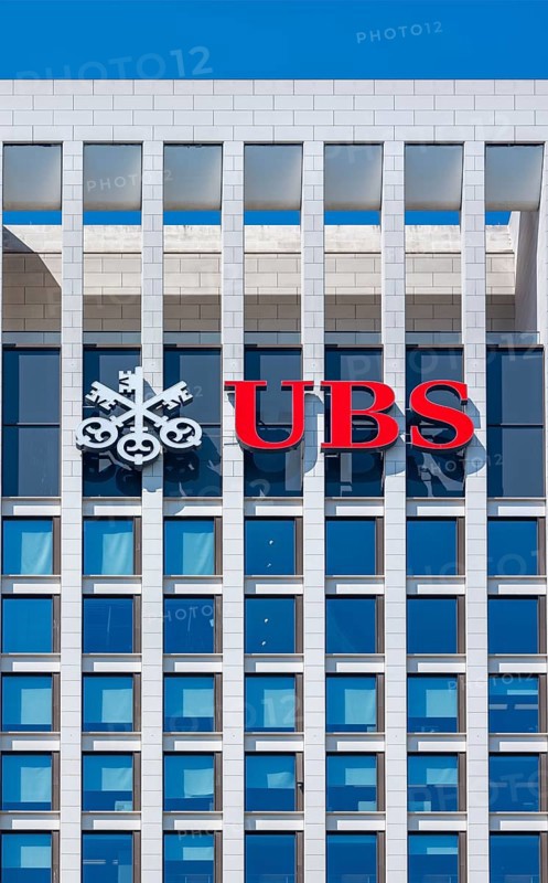Building with company logo of the Swiss bank UBS, Frankfurt am Main, Hesse, Germany, Europe